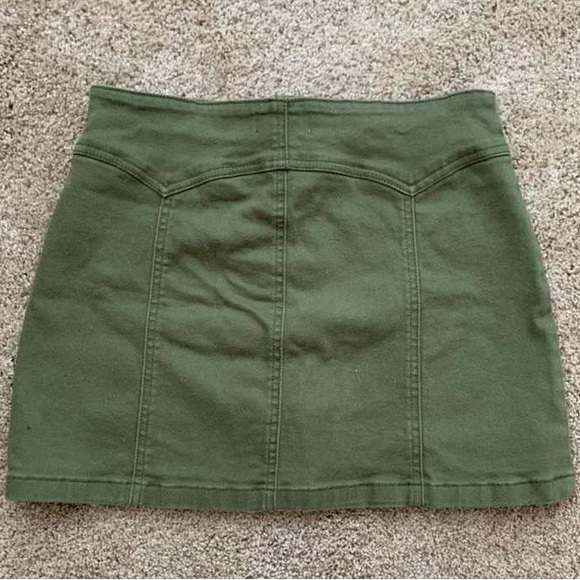 Forever 21 Button Up Skirt - Picture 2 of 2